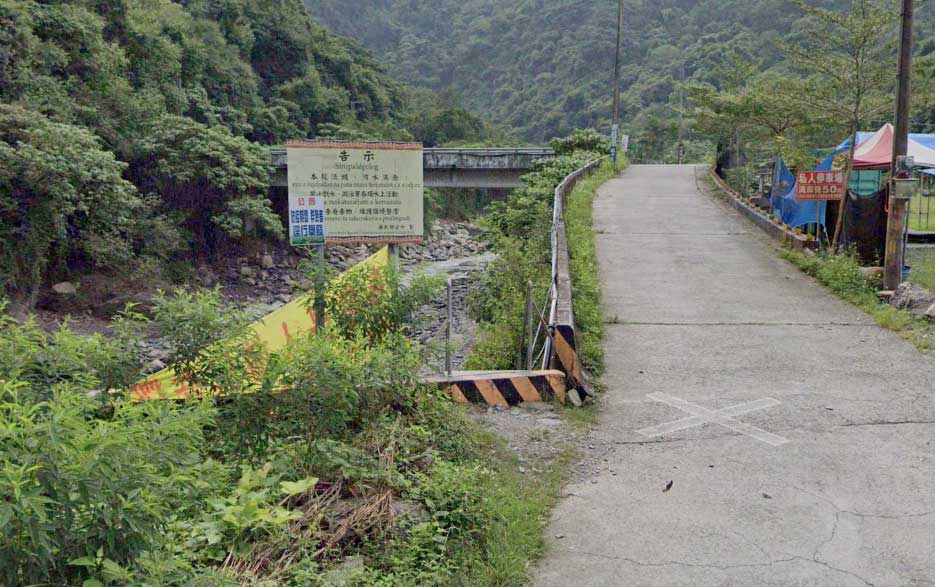 車庫燒烤 團體烤肉食材器材服務廠商 全台宅配 屏東泰武鄉萬安親水公園野溪烤肉野炊 萬安親水公園下去步道截圖